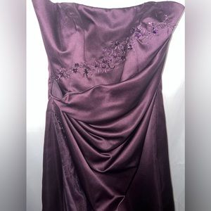 David’s Bridal Plum Dress- Size 10